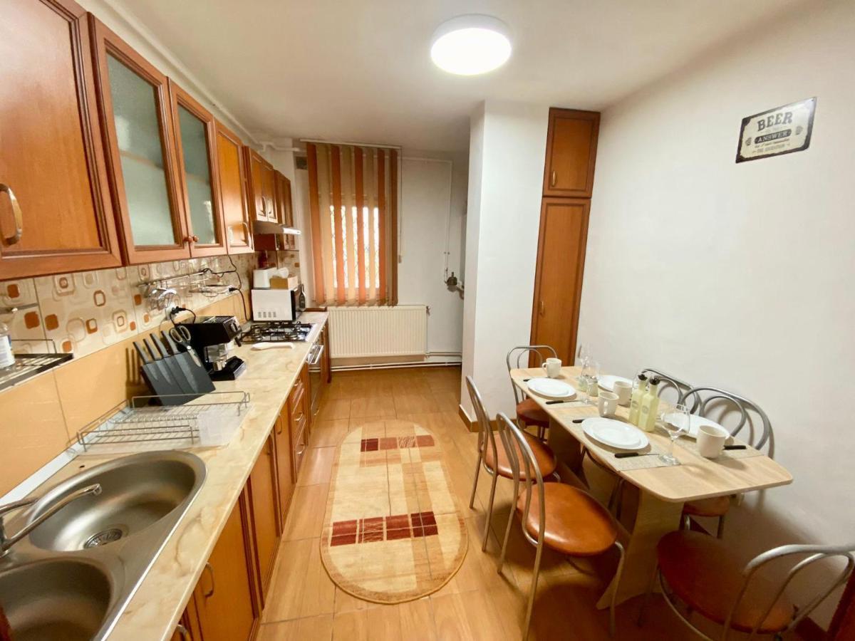 Jad - Familiy 4 Rooms Apartment - Near Forest And Historic Center - Racadau Brašov Exteriér fotografie