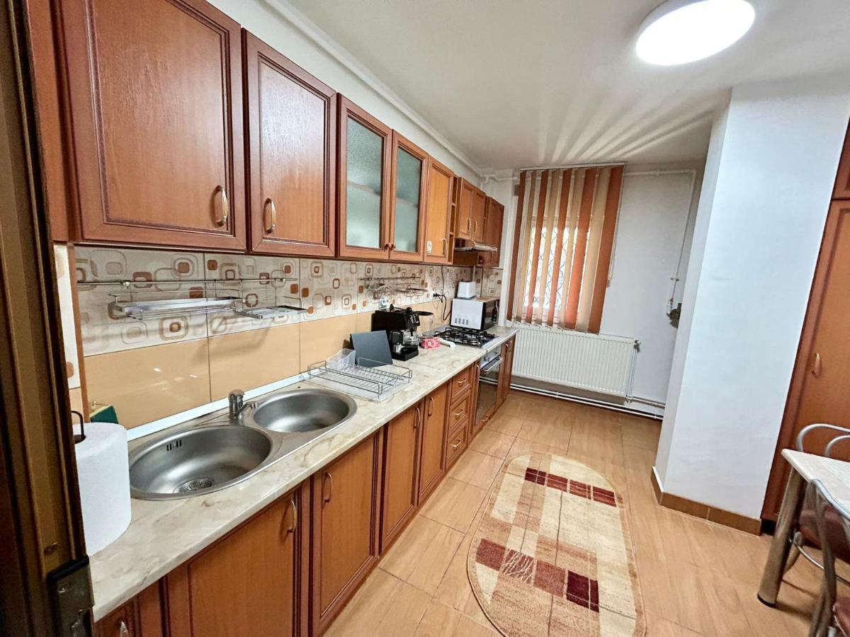Jad - Familiy 4 Rooms Apartment - Near Forest And Historic Center - Racadau Brašov Exteriér fotografie